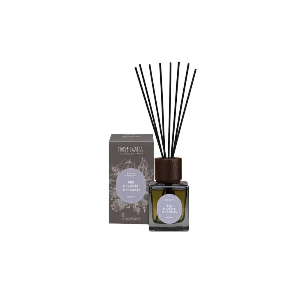 Nasoterapia Rituali Olfattivi Diffusore A Bastoncini Iris & Bacche Di Vaniglia 200 ml – Profumatore Per Ambienti Con Bastoncini Per La Serenità, Il Relax E L'Armonia Domestica